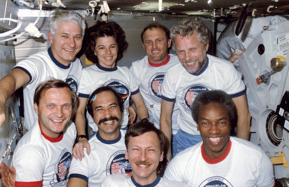 bhm_bluford_sts-61a_inflight_crew_photo