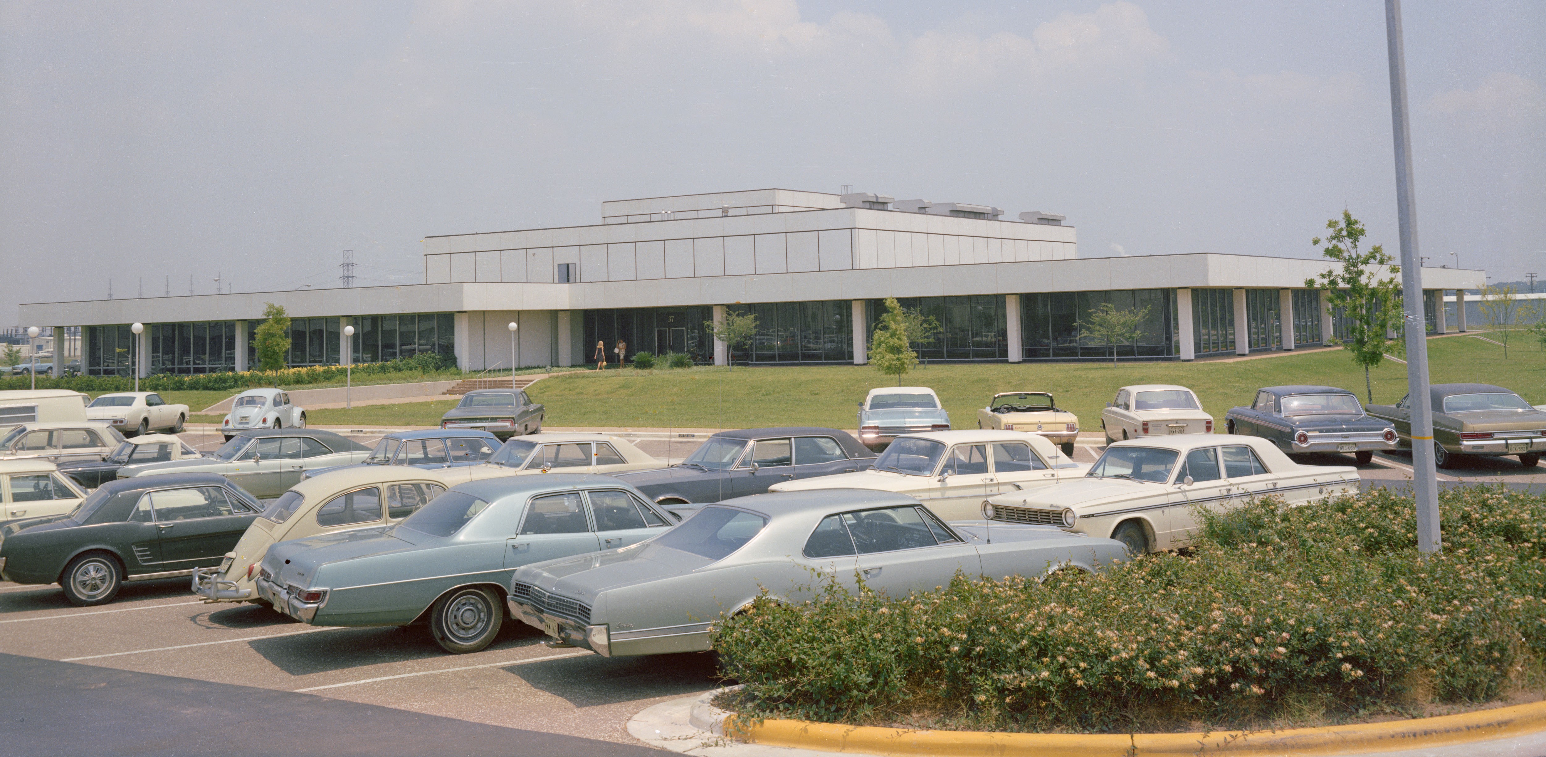 The Lunar Receiving Laboratory for astronauts and lunar samples returning from the Moon