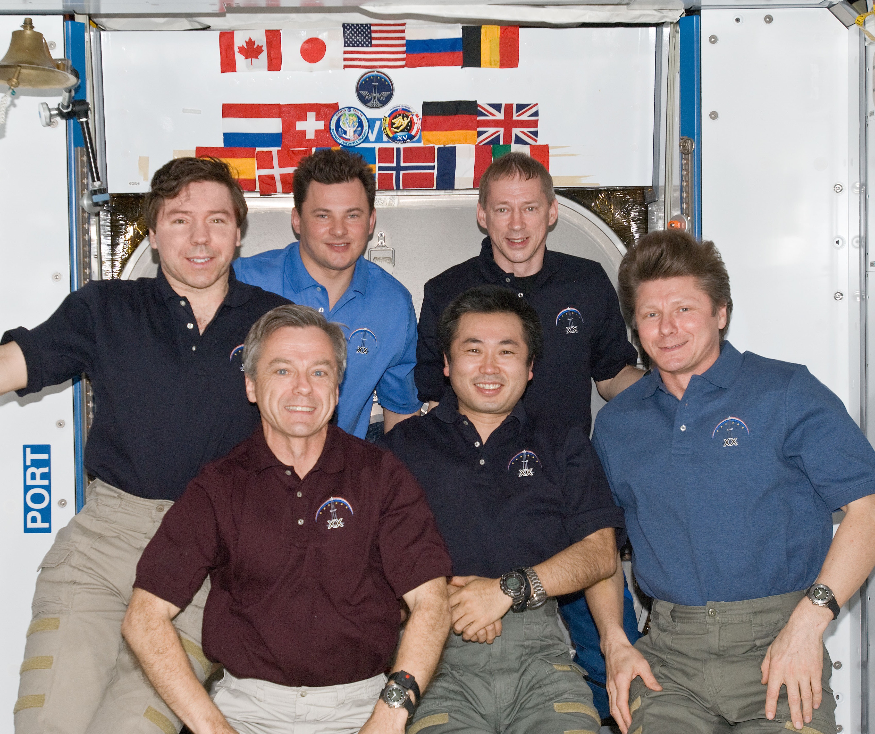 Inflight photo of the Expedition 20 crew