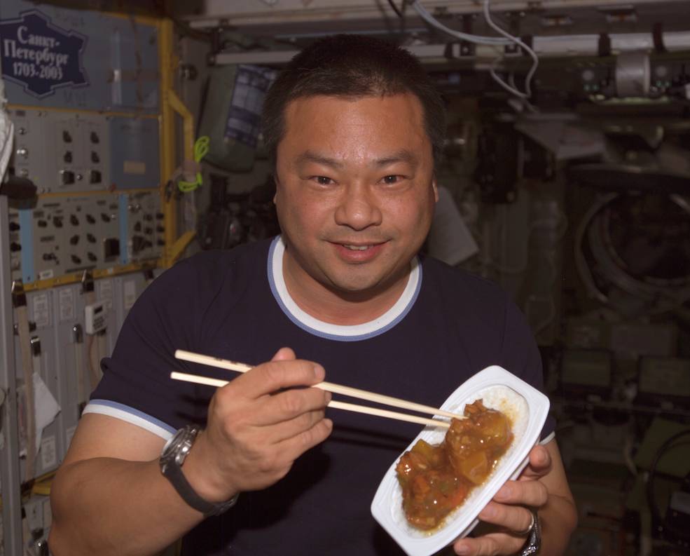 aapi_2021_21_chiao_eating_w_chopsticks_in_zvezda